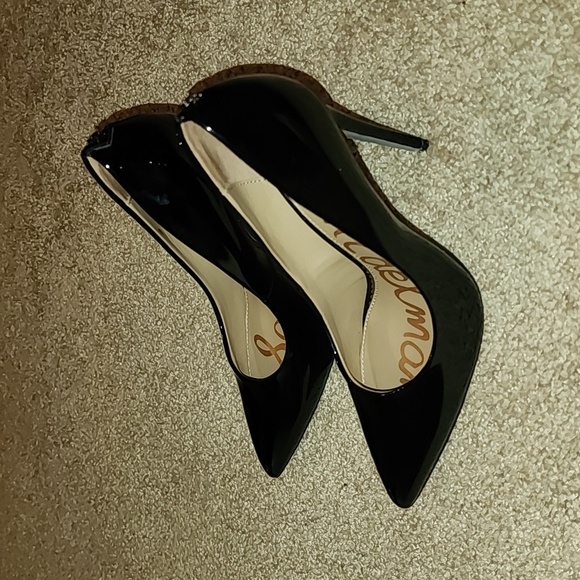 Sam Edelman Danna Black Patent Heels - Picture 4 of 9